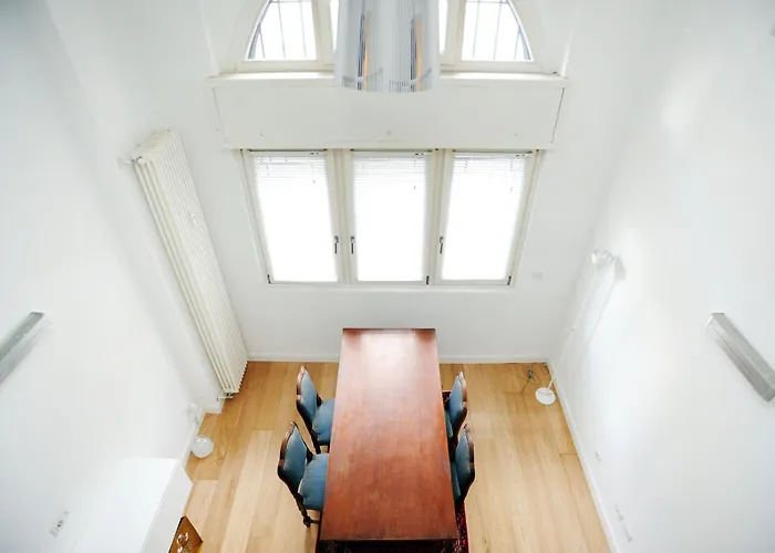 Giovio Duplex Apartment Milan