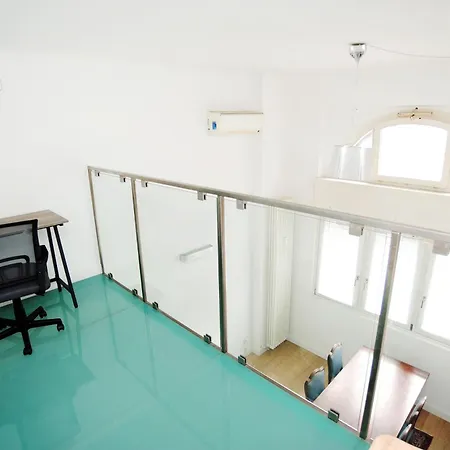 Giovio Duplex * Milán